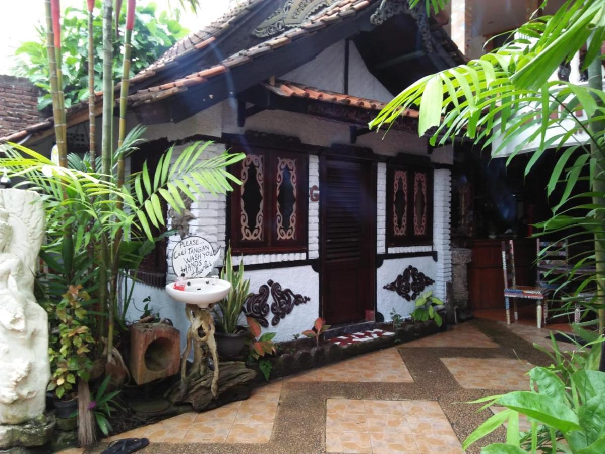 Mini Tiga Homestay Pangandaran Esterno foto