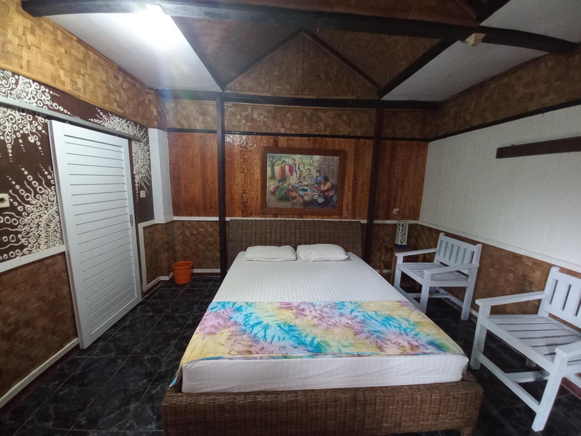 Mini Tiga Homestay Pangandaran Esterno foto